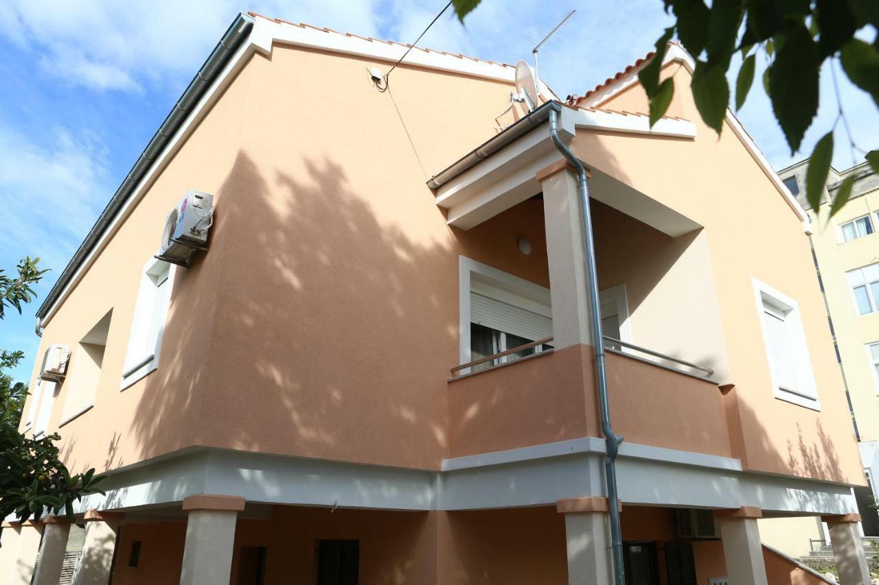 Apartments Edita Zara Esterno foto