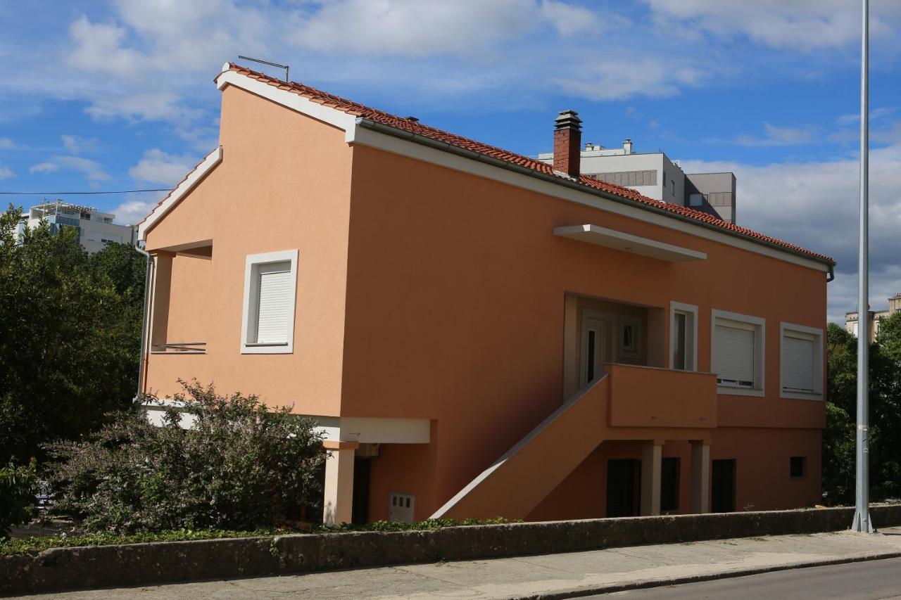 Apartments Edita Zara Esterno foto